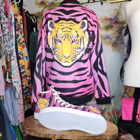 Pink and Black Tiger Print Women's Jacket - Picture 4 of 8